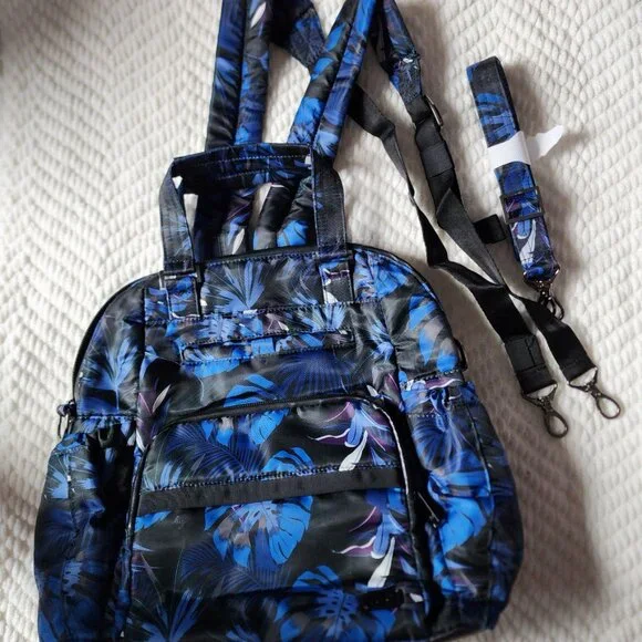 LUG Canter Convertible Crossbody Backpack - Botanical Black - Picture 6 of 8